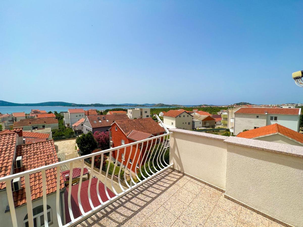 Apartments Valentino Vodice Buitenkant foto