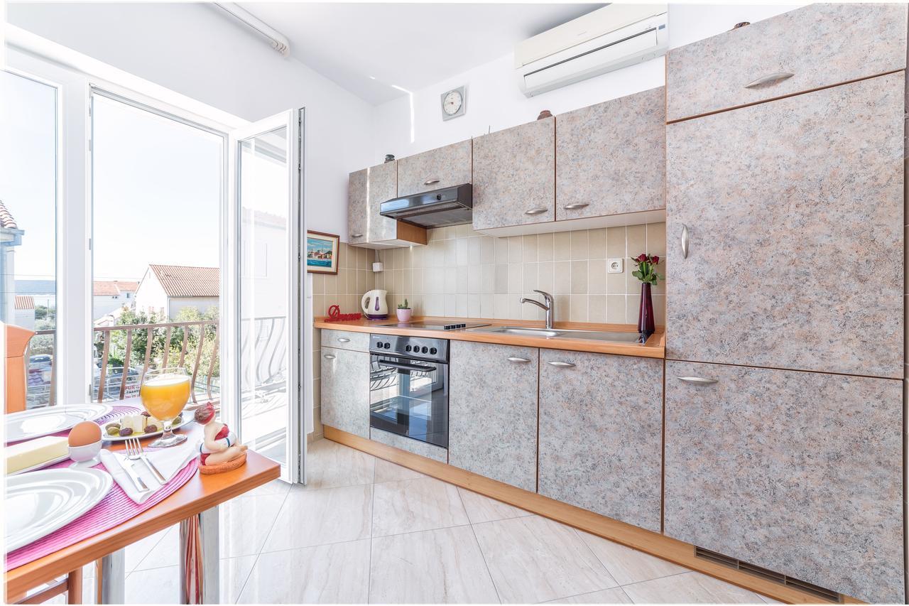 Apartments Valentino Vodice Buitenkant foto