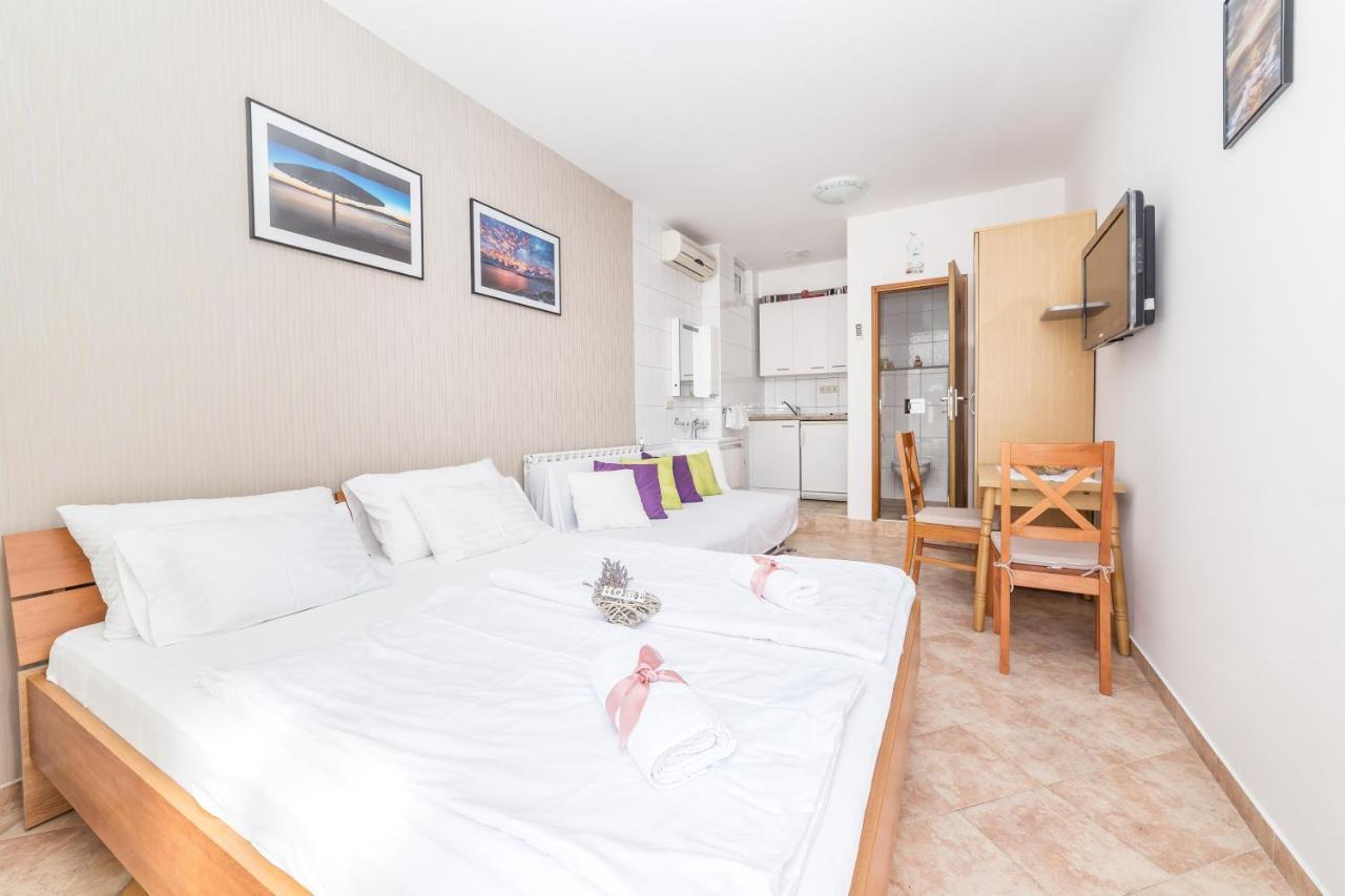 Apartments Valentino Vodice Buitenkant foto