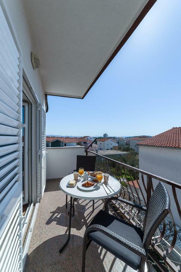 Apartments Valentino Vodice Kamer foto
